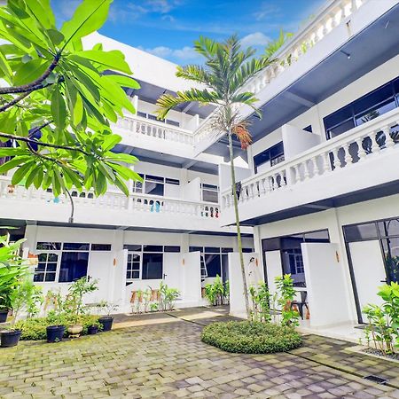 Collection O Legian Near Legian Beach ภายนอก รูปภาพ