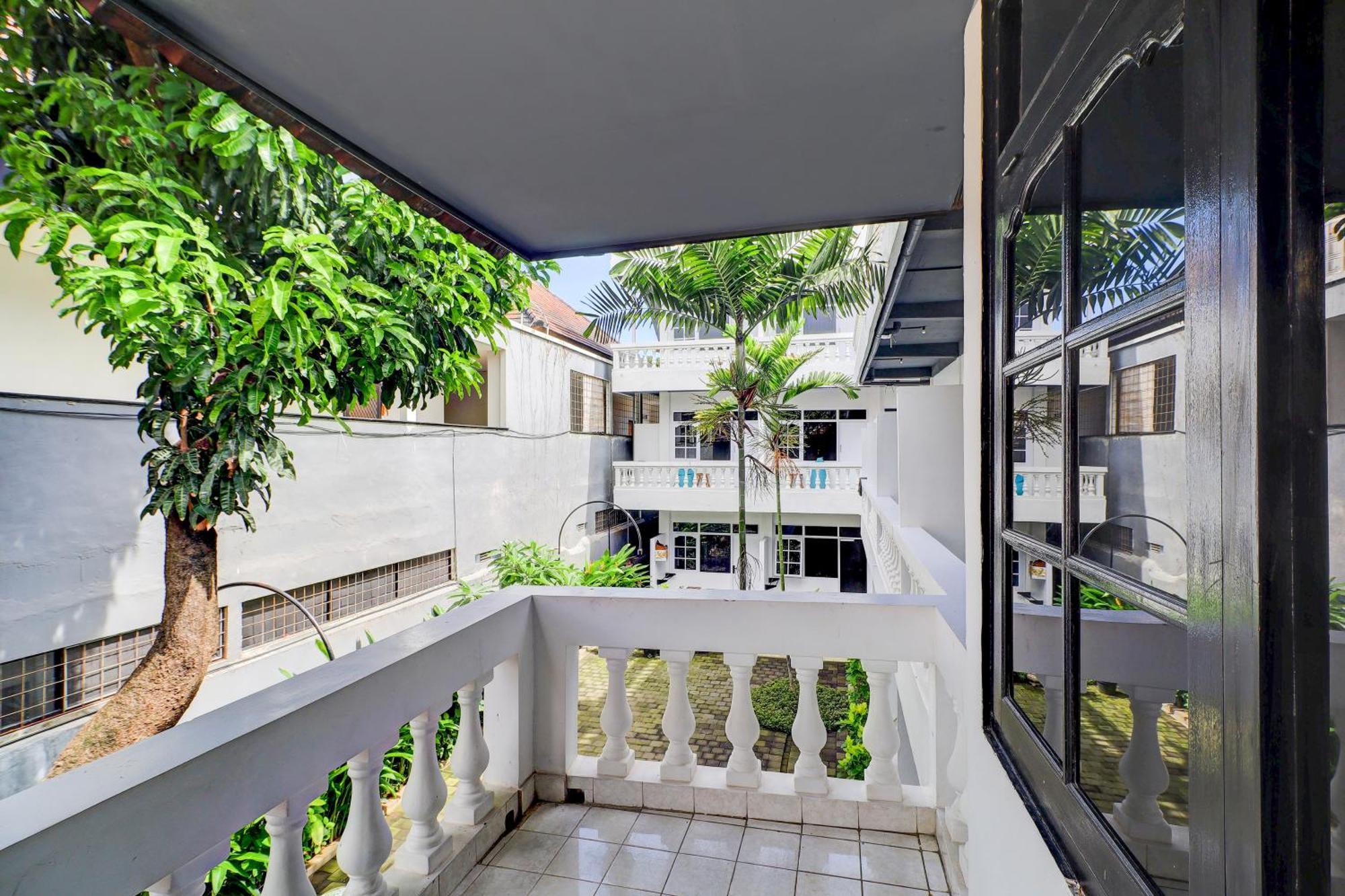 Collection O Legian Near Legian Beach ภายนอก รูปภาพ