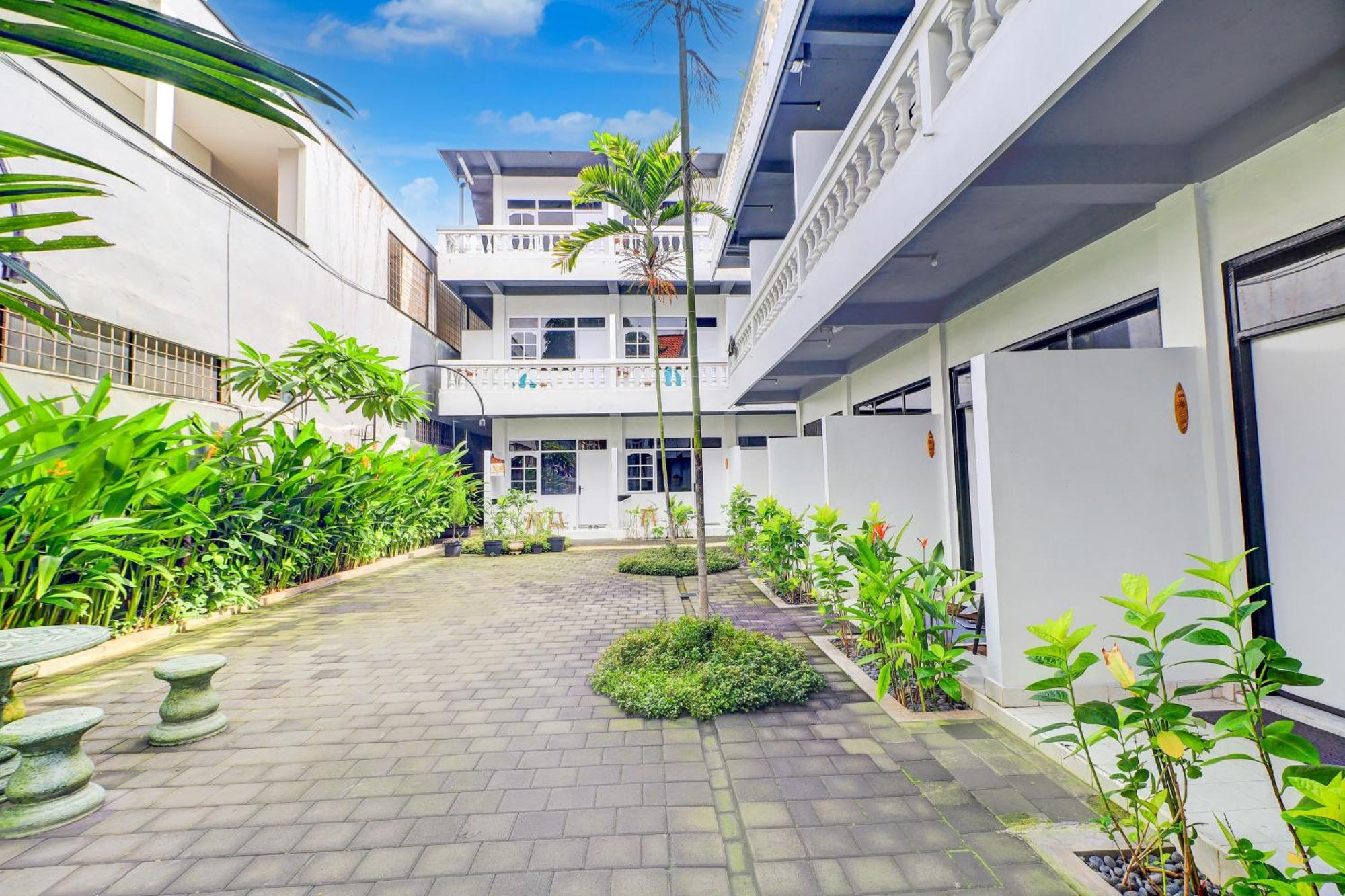 Collection O Legian Near Legian Beach ภายนอก รูปภาพ